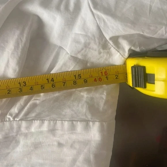 WHITE PrettyLittleThing crop top shirt , M / 10 - Picture 13 of 13